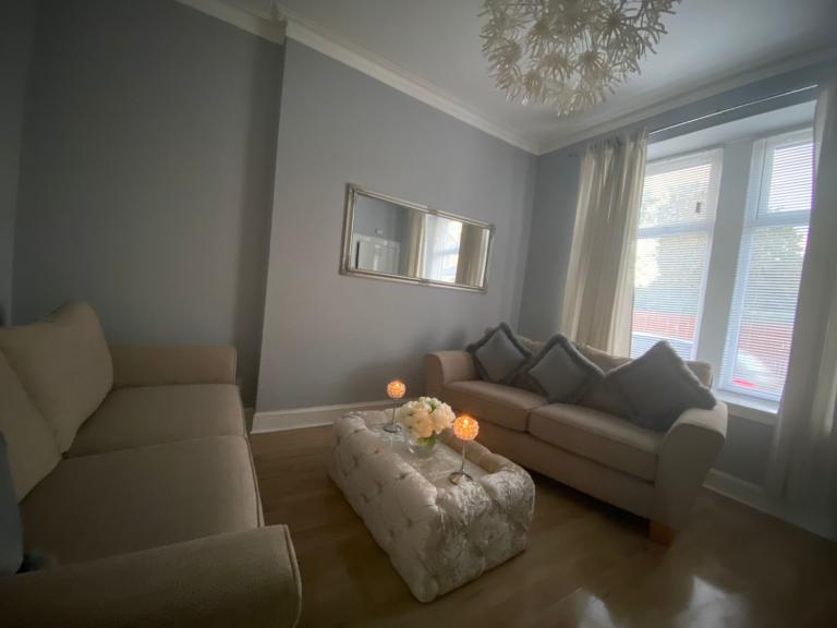 Flat Islands Crescent in Falkirk