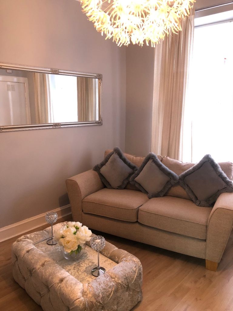 Flat Islands Crescent in Falkirk