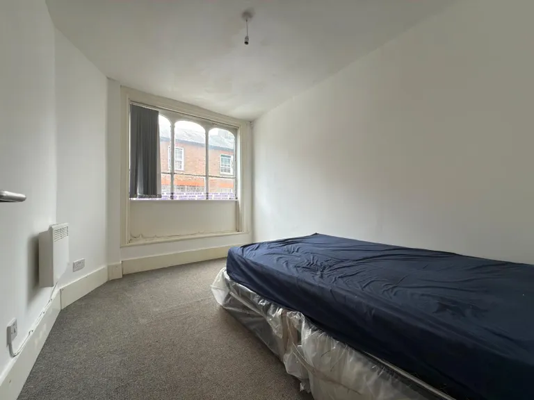 Flat Wellington Street in Luton