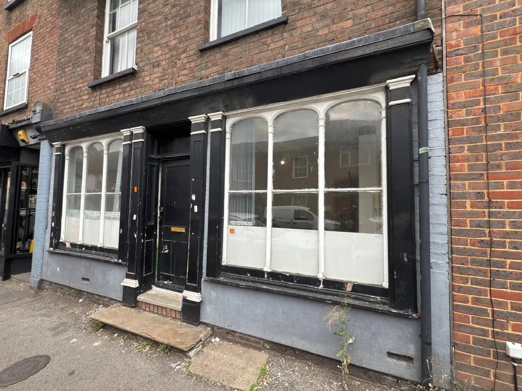Flat Wellington Street in Luton