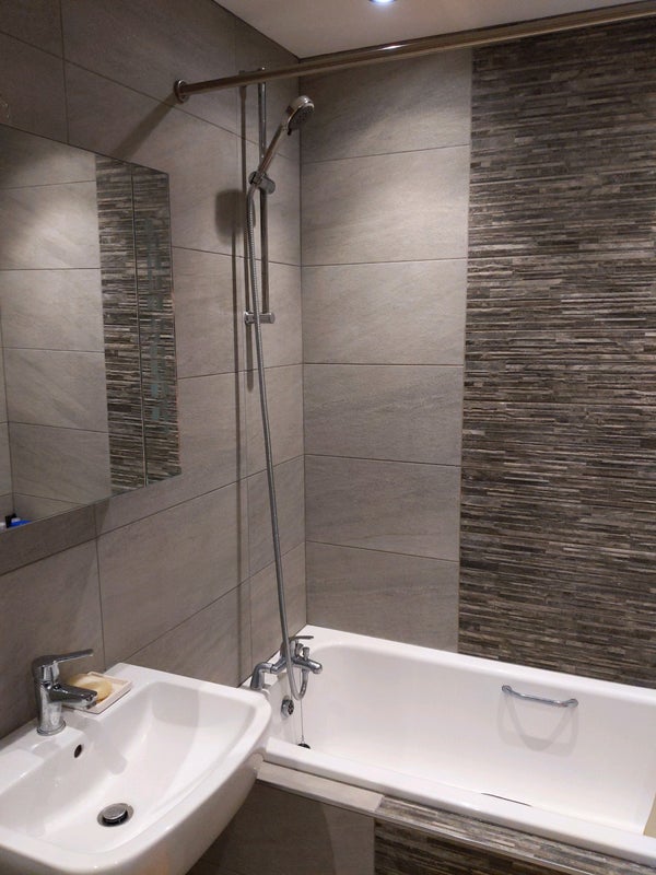 Room Ford Crescent in Amble