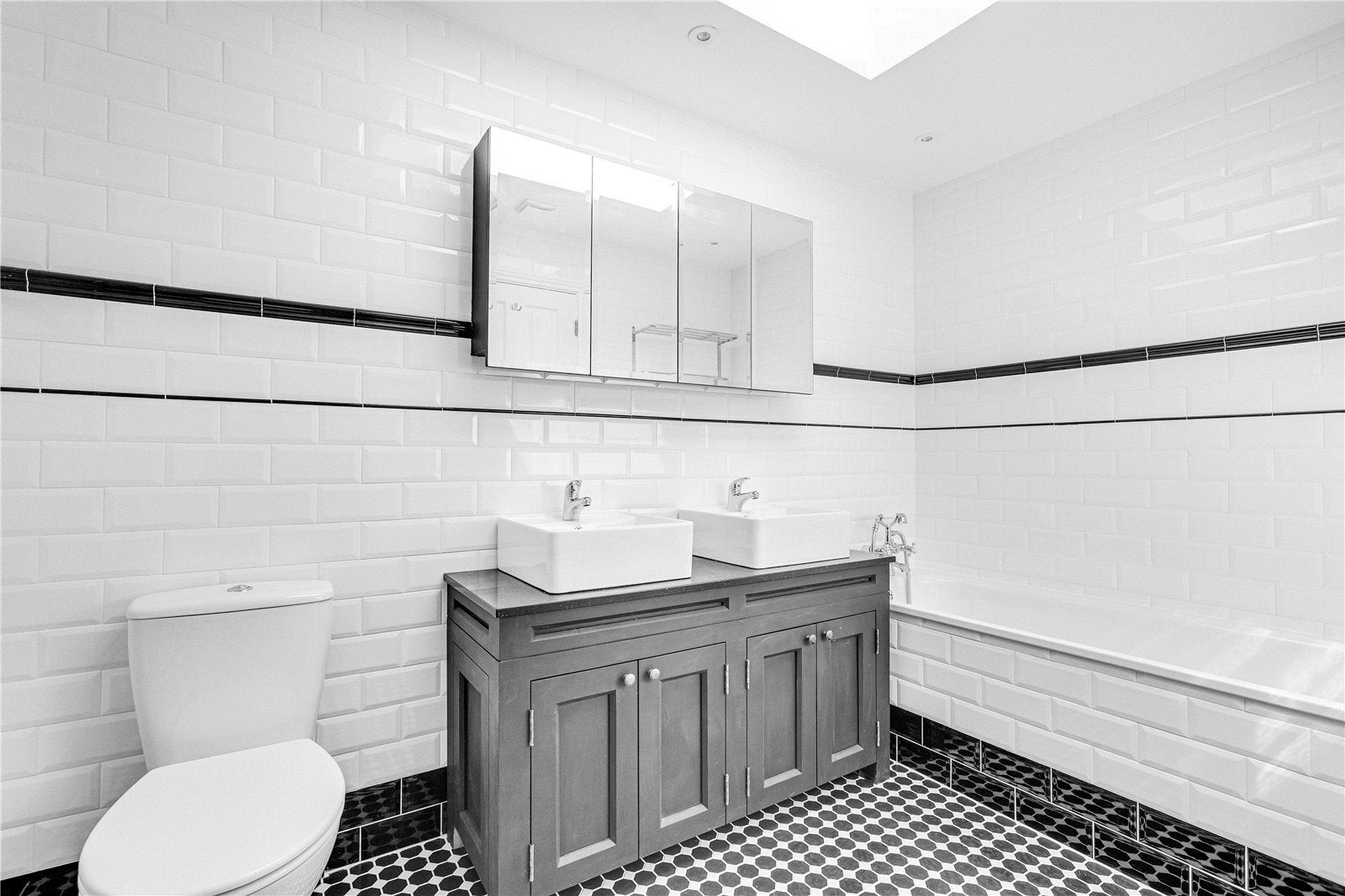 Flat Clapham Common West Side in Greater London