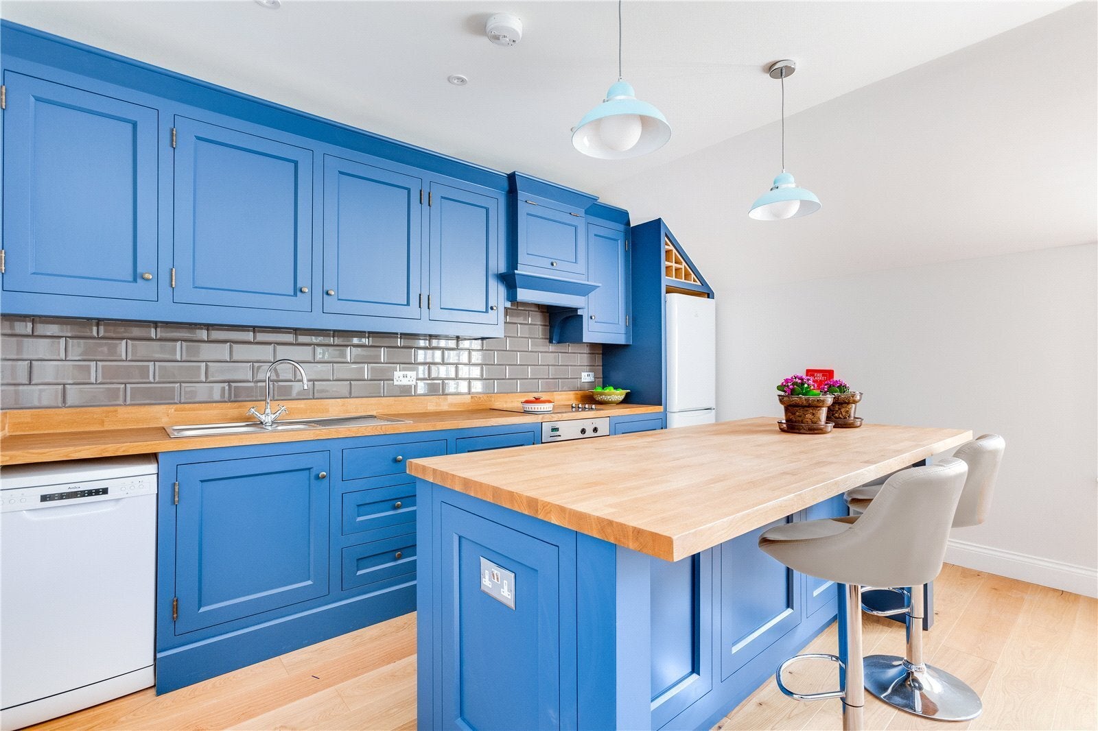 Flat Clapham Common West Side in Greater London