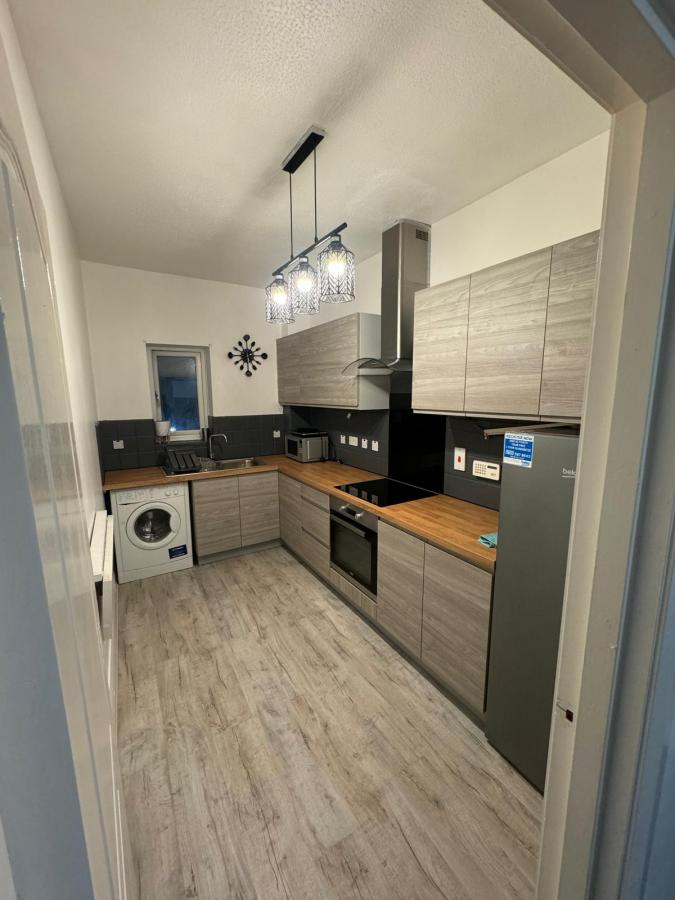 Flat Winnipeg Quay in Salford