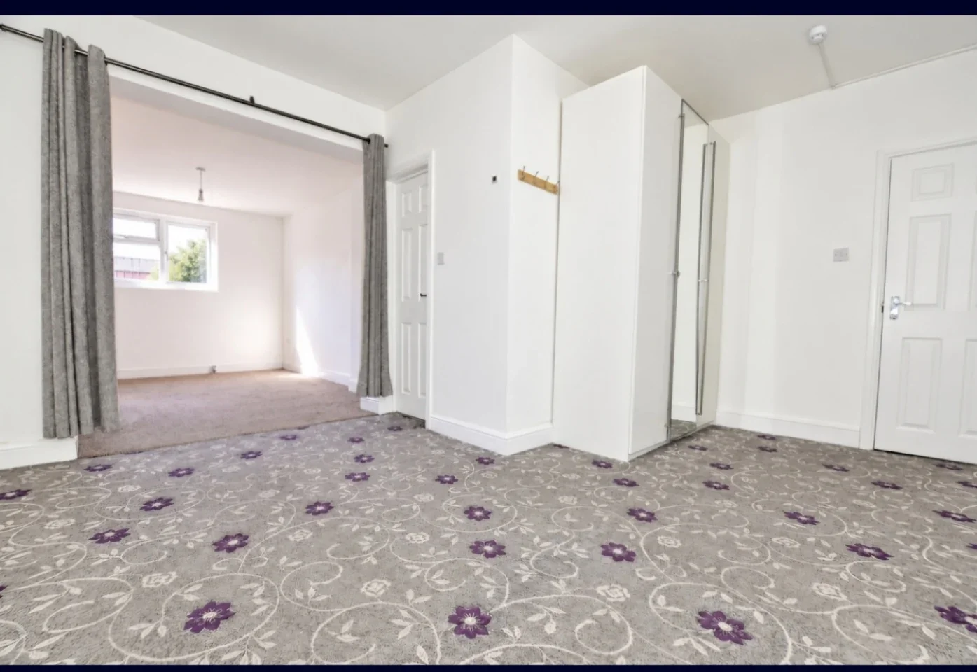 House Broomfield Road in Greater London