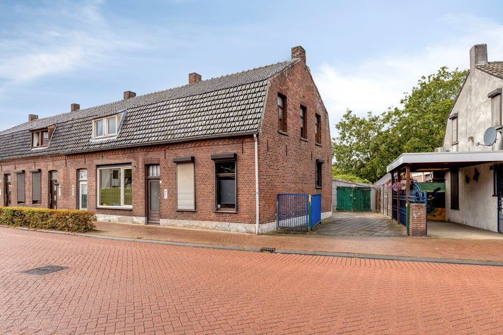 Huis Grootschoterweg 130 in Budel-Schoot