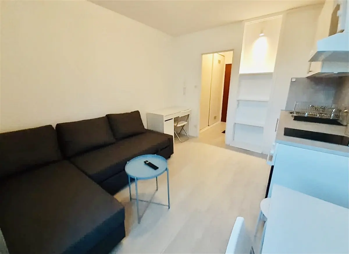 Flat Rue Roustaing in Talence