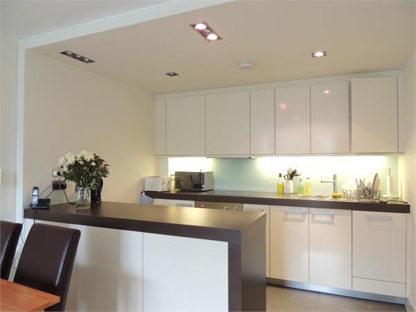 Flat Long Lane in Greater London