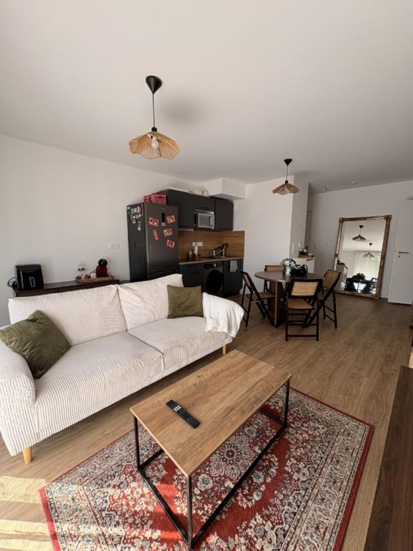 Flat Rue Colette Besson in Le Rheu