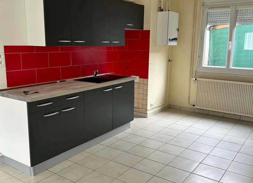 House Rue Louis Pasteur in Meusnes
