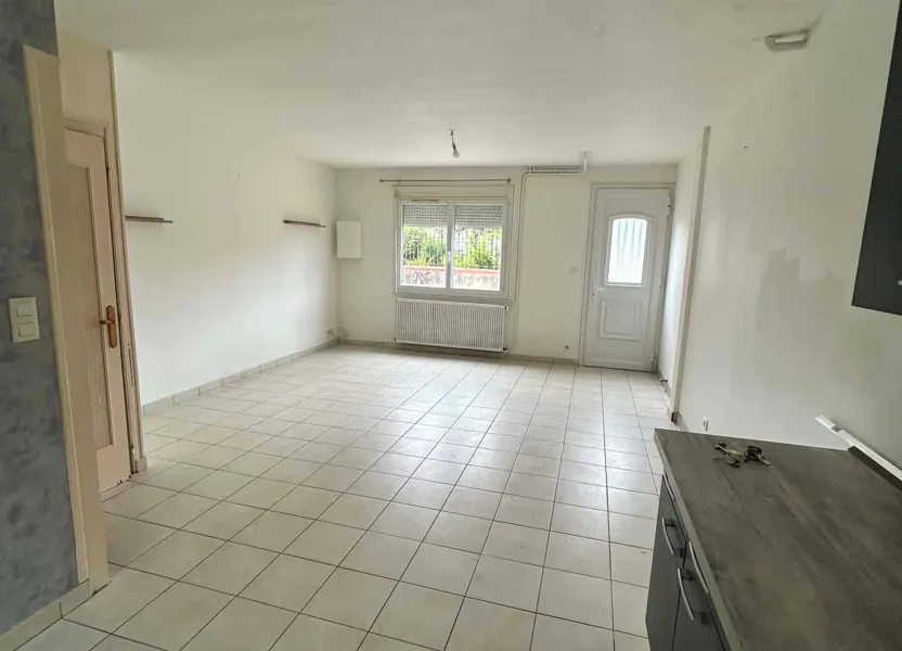 House Rue Louis Pasteur in Meusnes