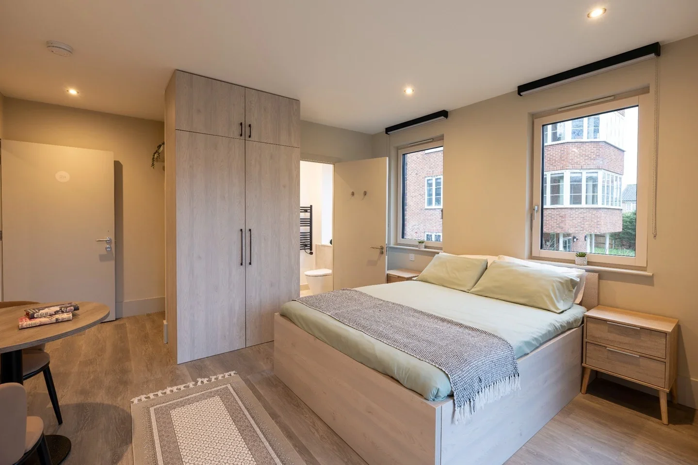 Flat Augustus Road in Greater London