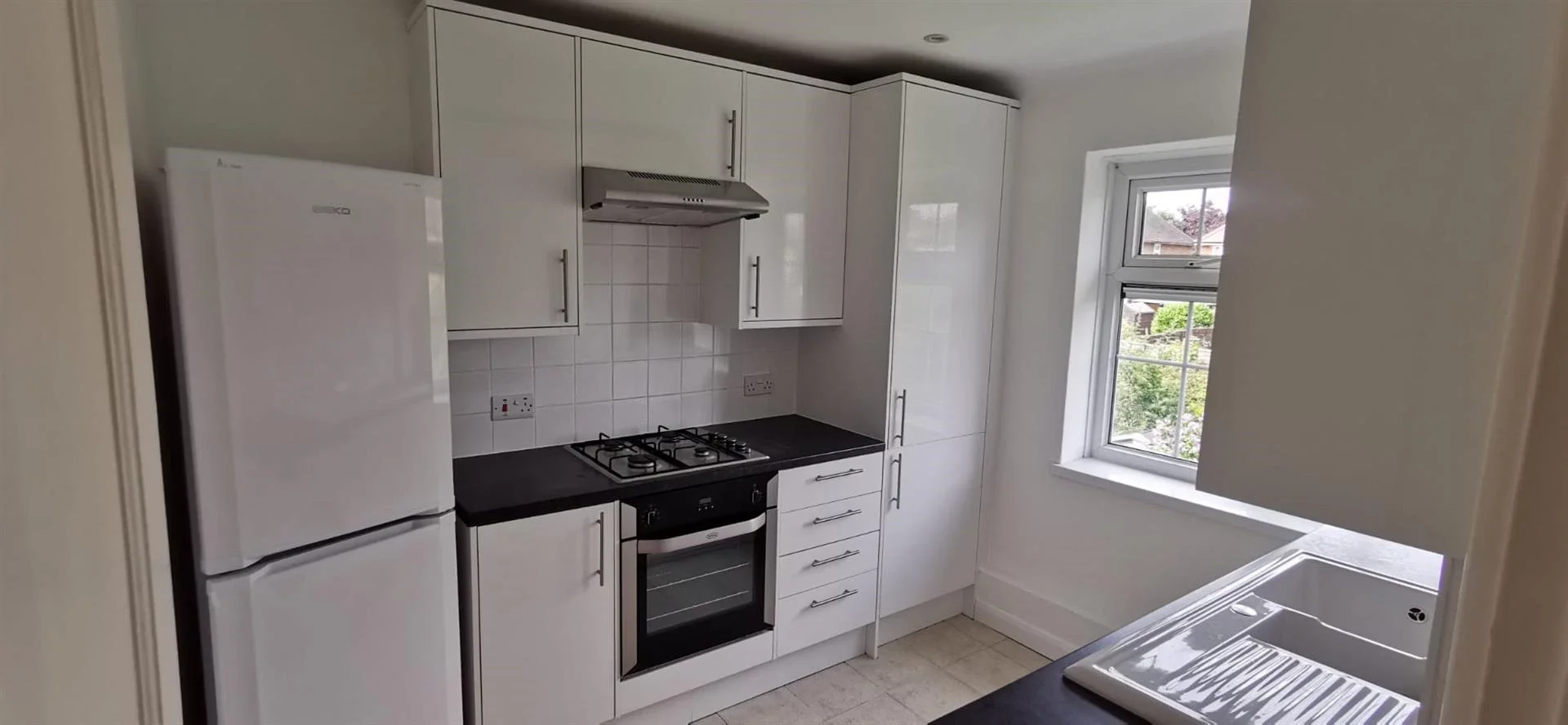 Flat Saxlingham Road in Greater London