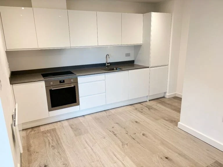 Flat Great West Road in Greater London
