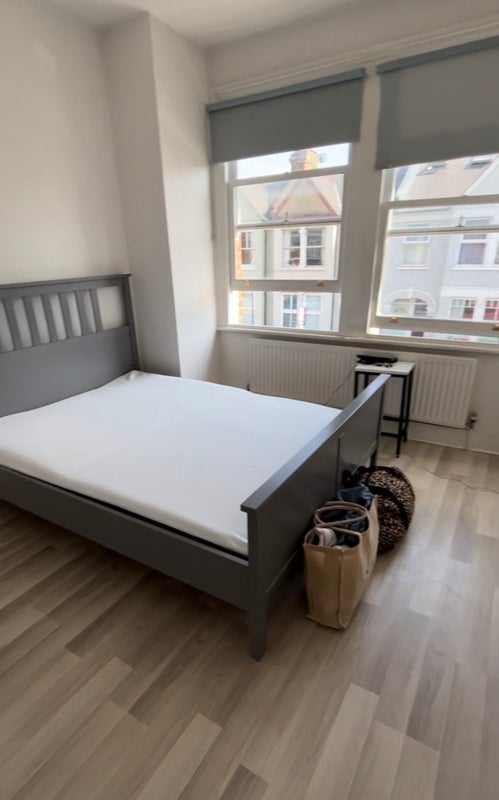 Room Penwith Road in Greater London