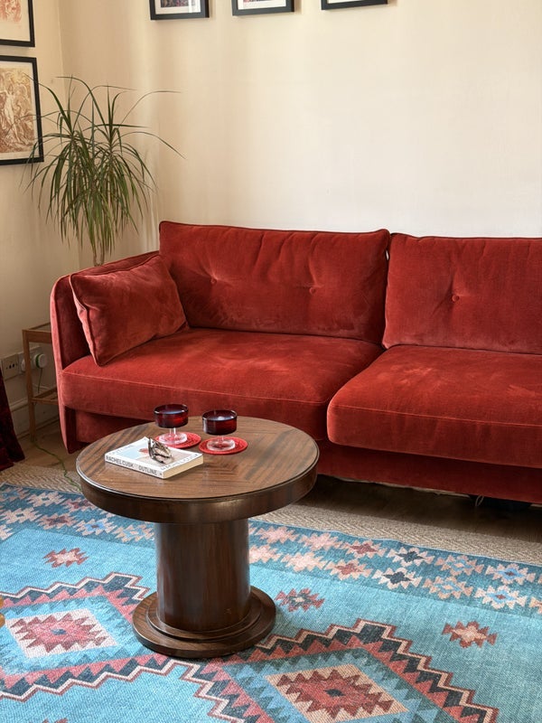 Flat Avonley Road in Greater London
