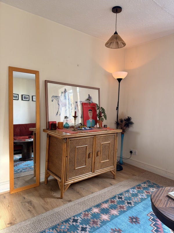 Flat Avonley Road in Greater London