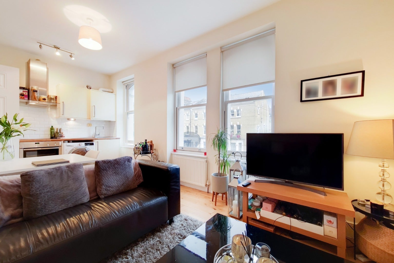 Flat Edith Road in Greater London