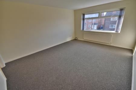 Flat Durham Court in Ellesmere Port