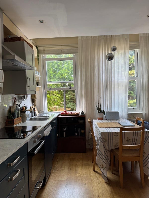 Room Kepler Road in Greater London