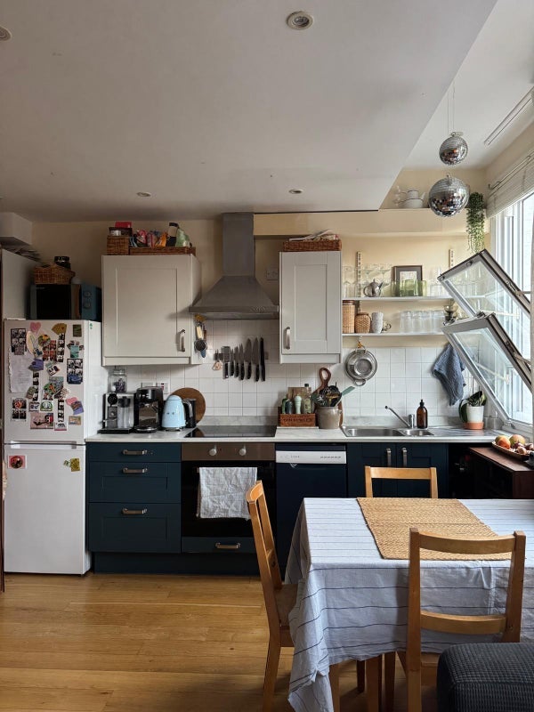 Room Kepler Road in Greater London