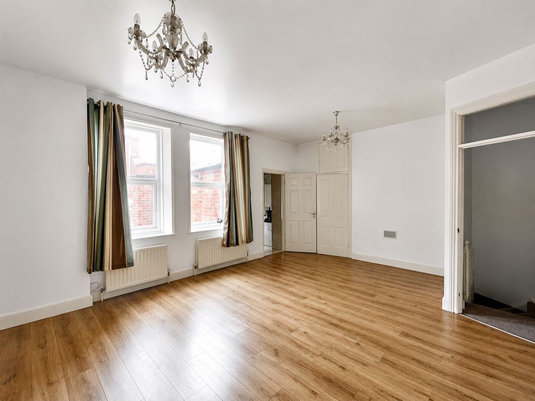 Flat Westbourne Avenue in Gateshead