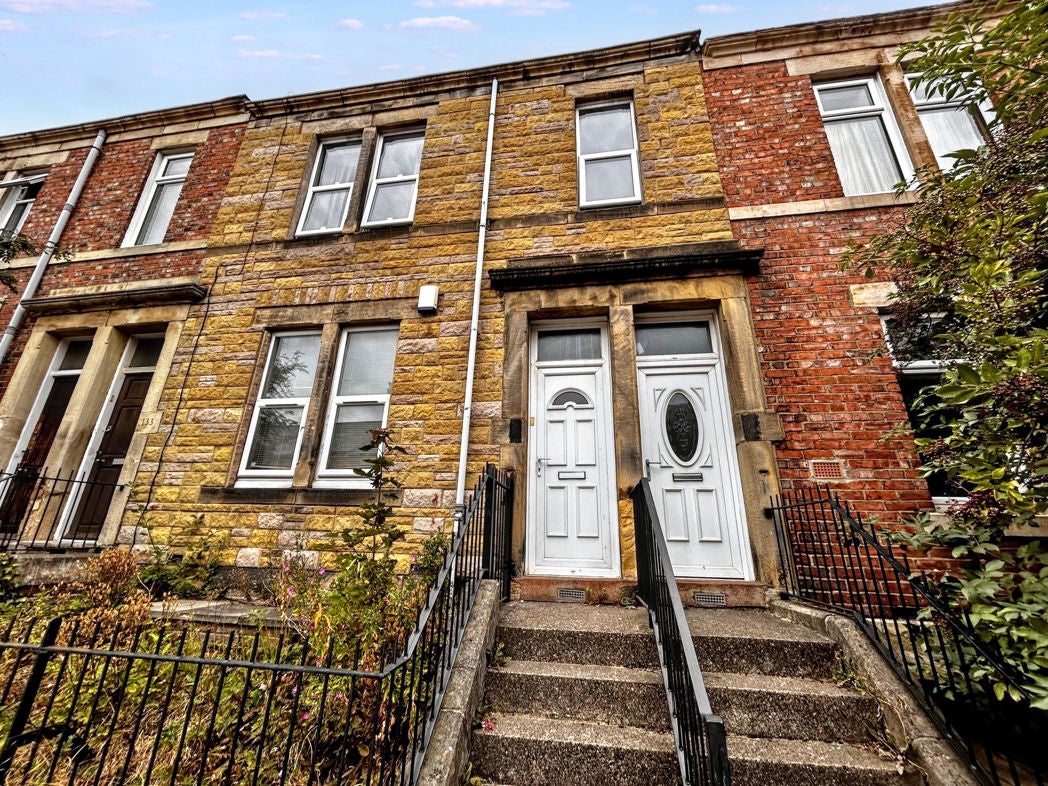Flat Westbourne Avenue in Gateshead