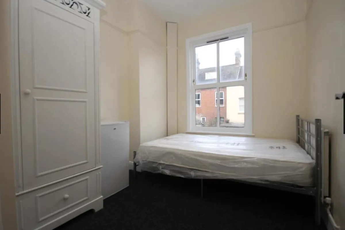 Room Clarence Road in Norwich