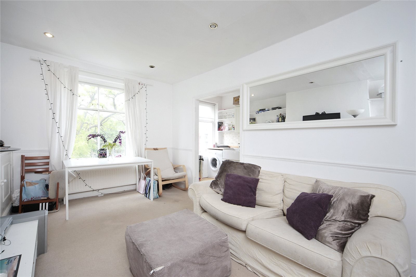 Flat Hazlewood Mews in Greater London