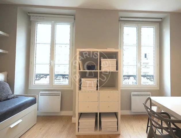 Appartement Rue Saint-Placide à Paris