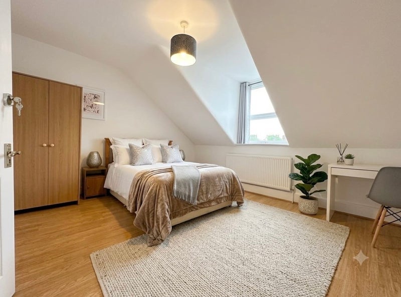 Room Portland Road in Greater London