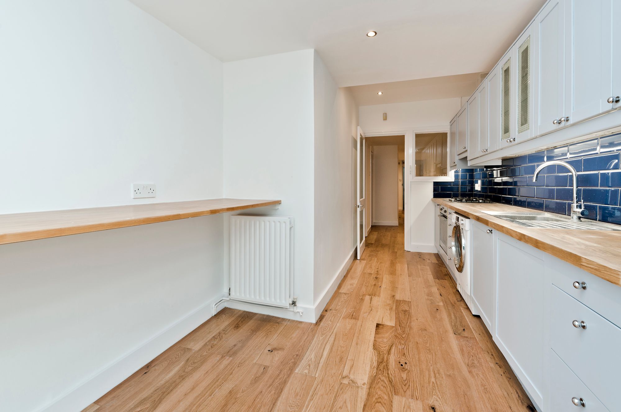 Flat Fellows Road in Greater London