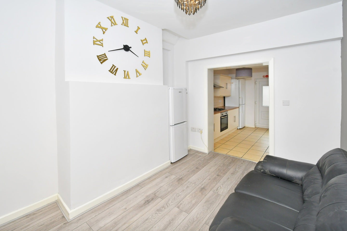 Room Walthall Street in Crewe