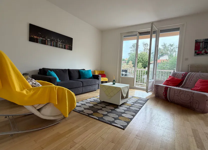 Appartement Rue Auguste Lumière à Caluire-et-Cuire