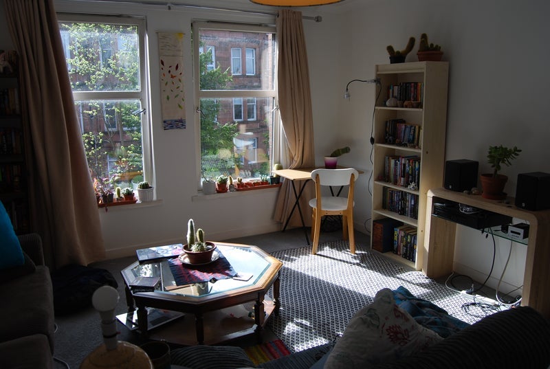 Flat Eastwood Avenue in Glasgow