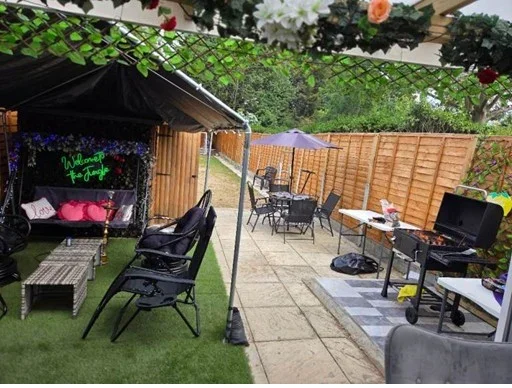 Room Seymer Road in Greater London