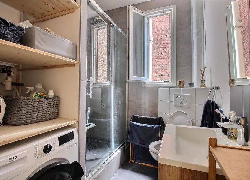 Flat Rue Madame Staël in Clichy