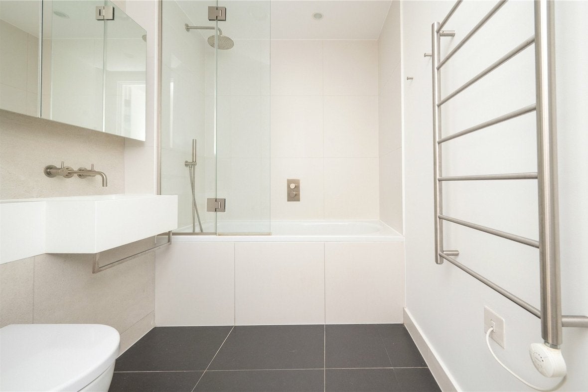 Flat Gabriel Square in St Albans