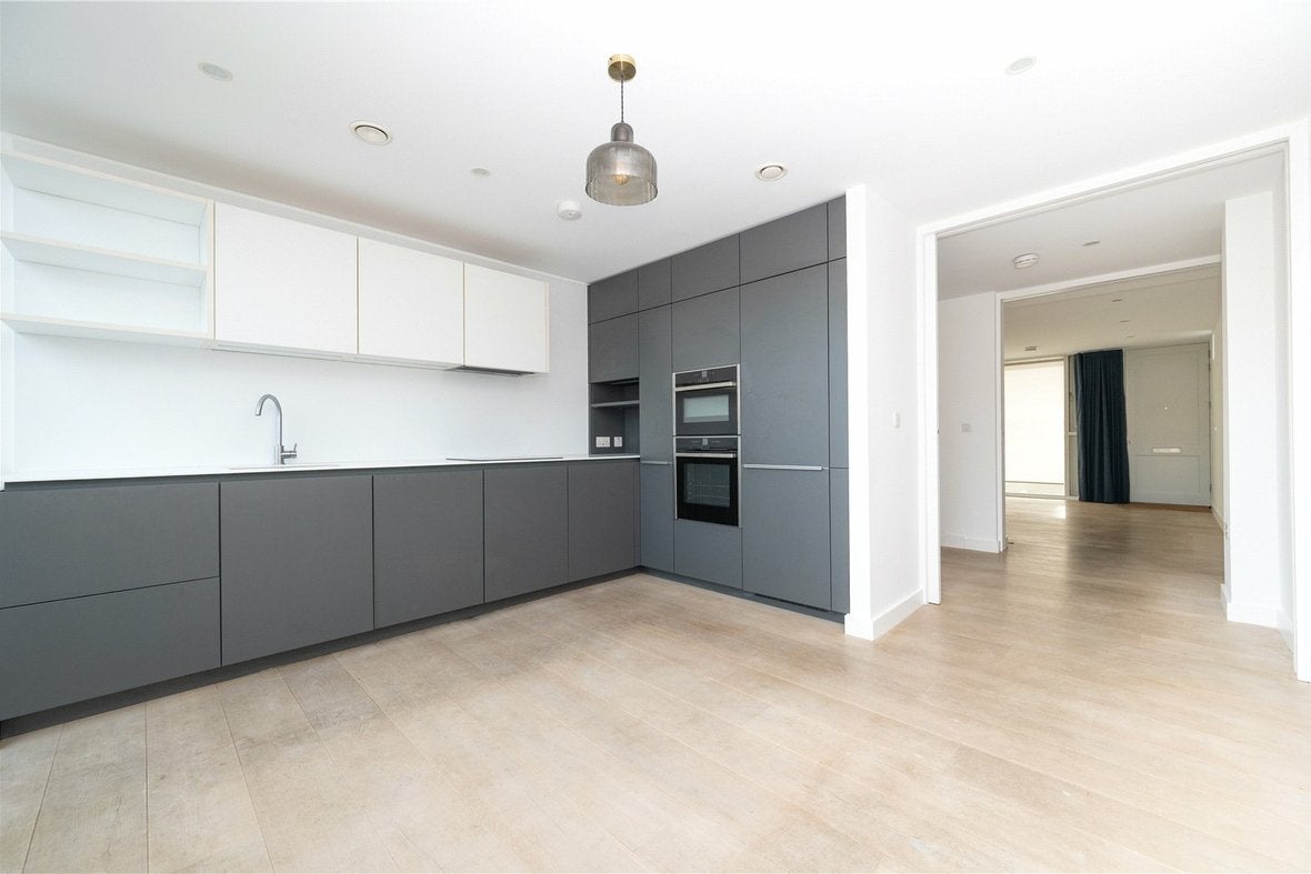 Flat Gabriel Square in St Albans