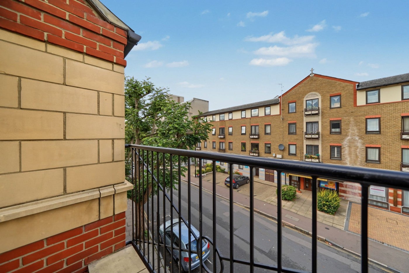 Flat Tollington Way in Greater London