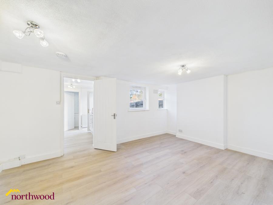 Flat Broughton Road in Cherwell District