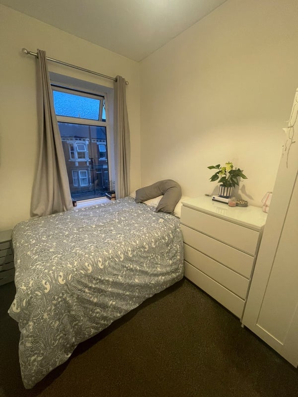 Room Trewhitt Road in Newcastle upon Tyne