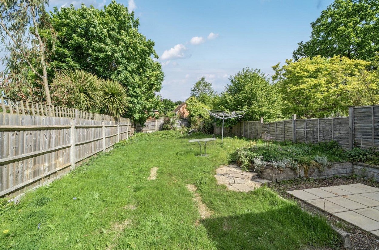 House Old Pasture Road in Surrey Heath