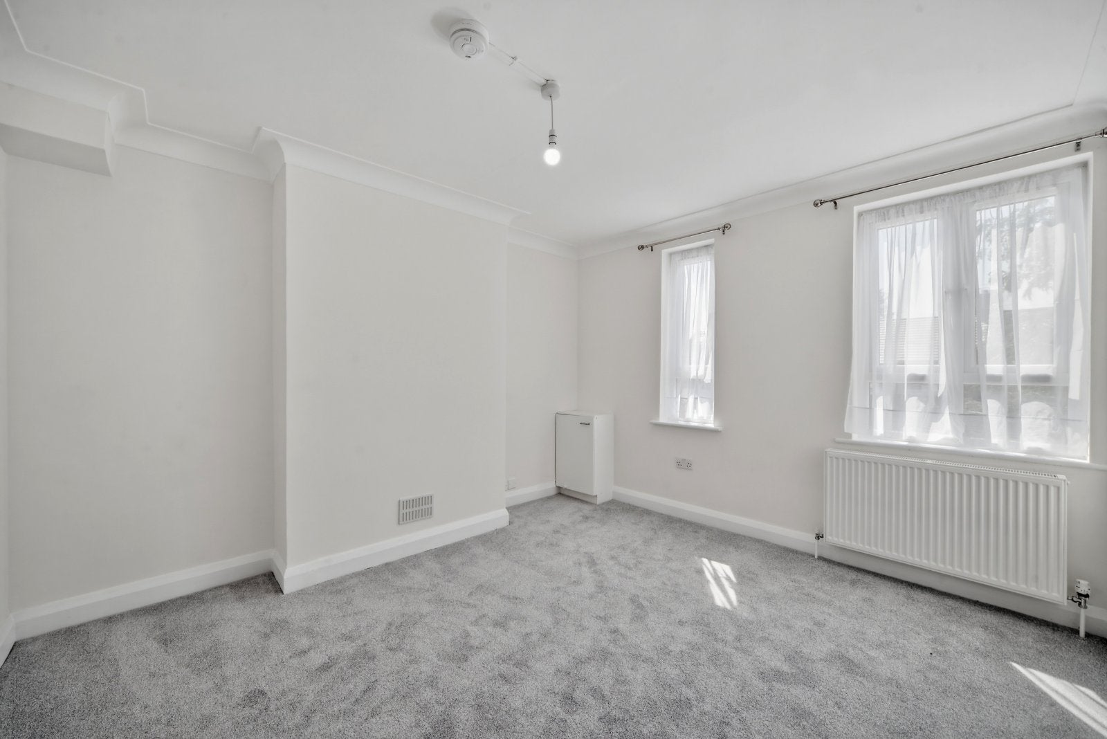 Flat Allendale Road in London
