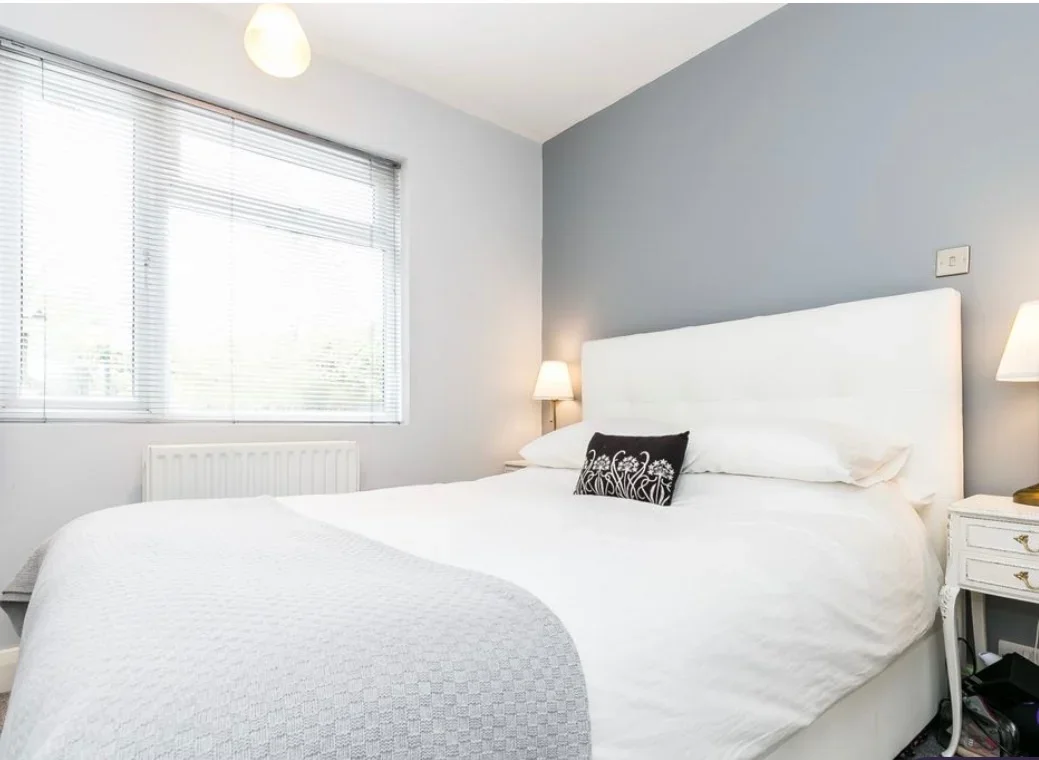 Flat Alexandra Close in Greater London