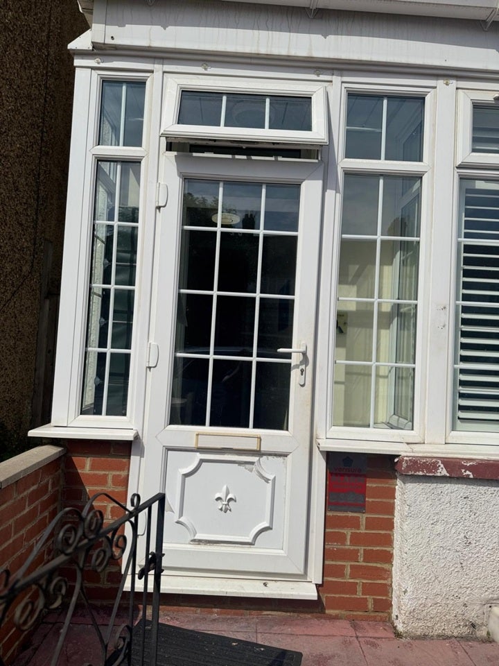 House Mitcham Road in Greater London
