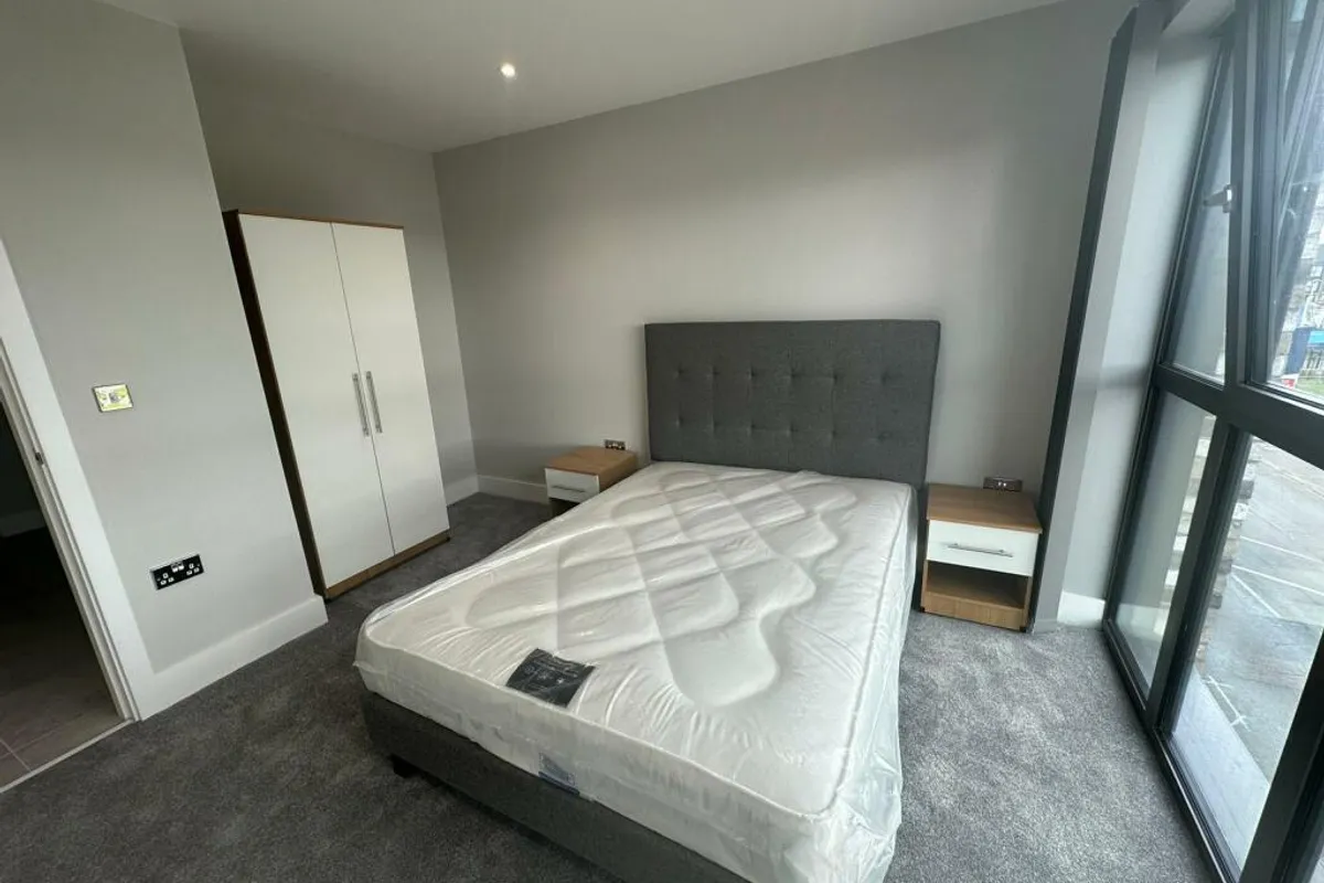 Flat Bowmars Lane in Leicester