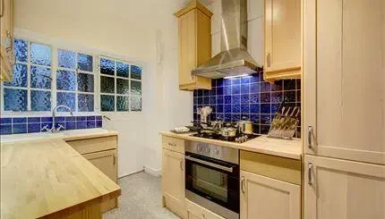 Flat Fulham Road in Greater London