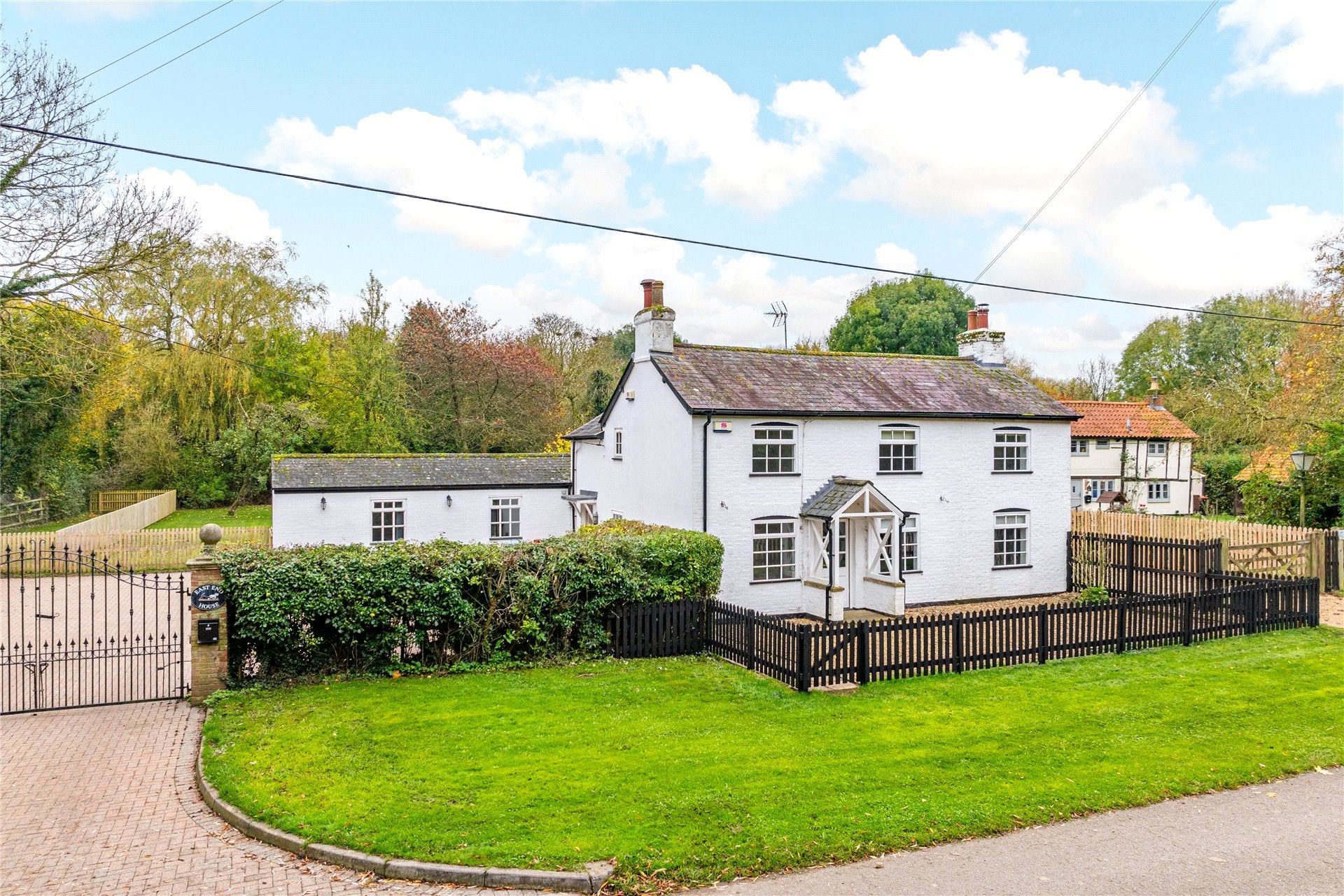House Oak Lane in Borough of Swale