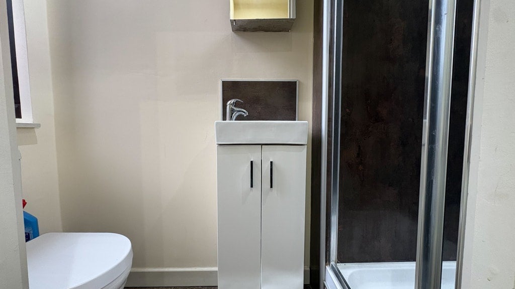 Flat Anson Road in Greater London
